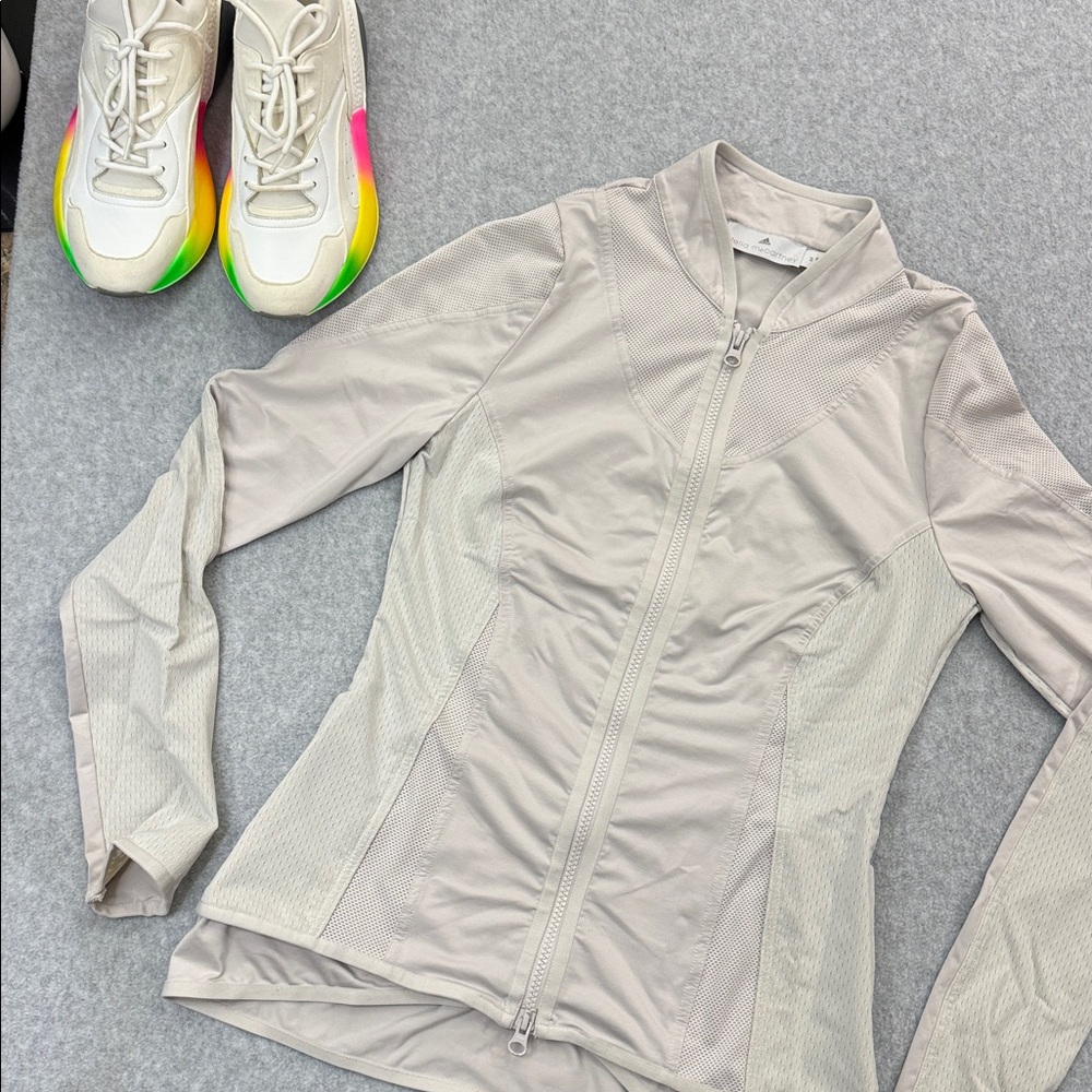 Adidas Stella McCartney Run Perf Midlay Jacket - size Medium